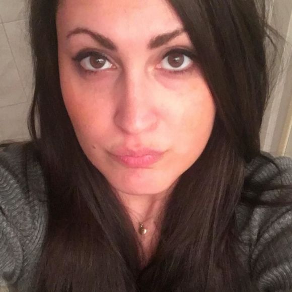 Meet your Posher, Bella - Picture 1 of 1